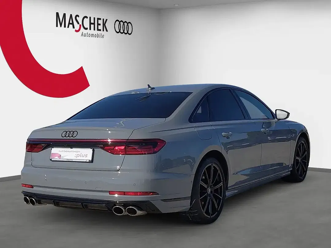 Audi S8 - Thumbnail 5