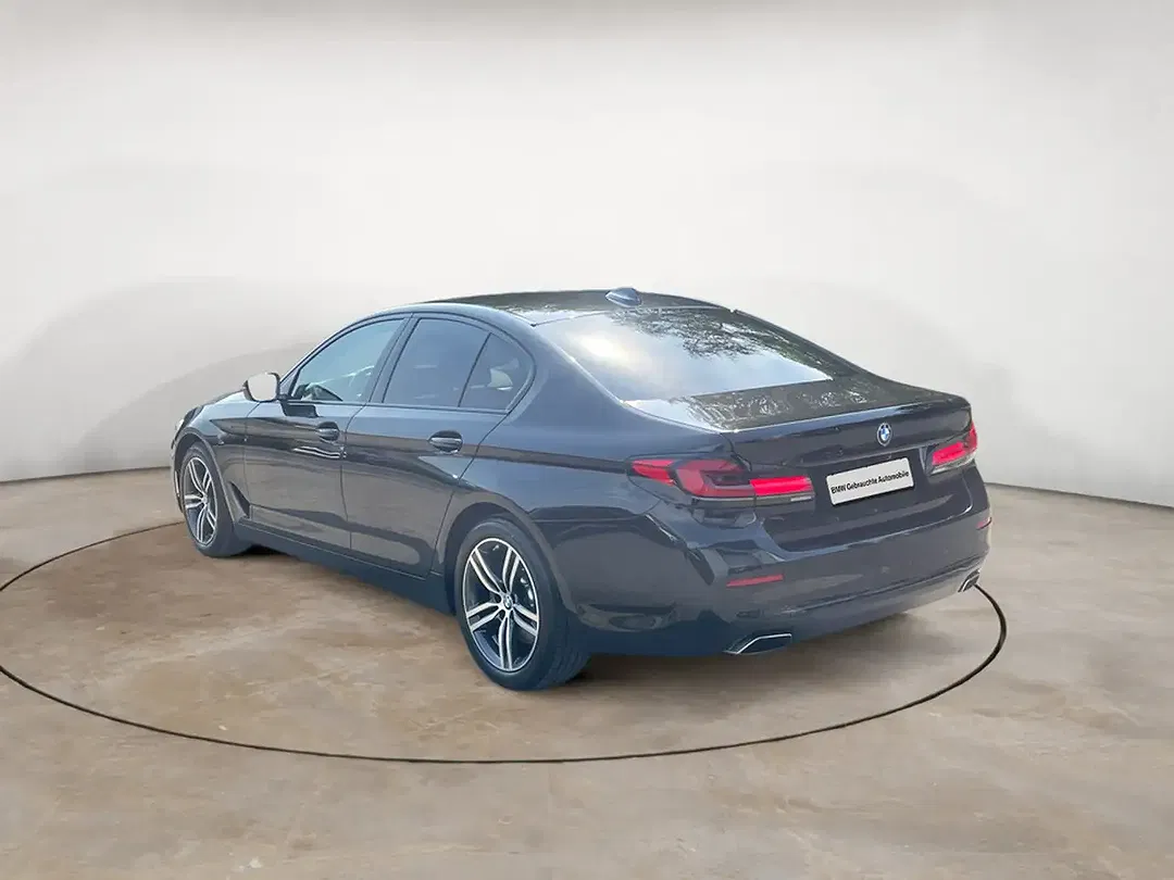 BMW 530 xDrive - Thumbnail 4