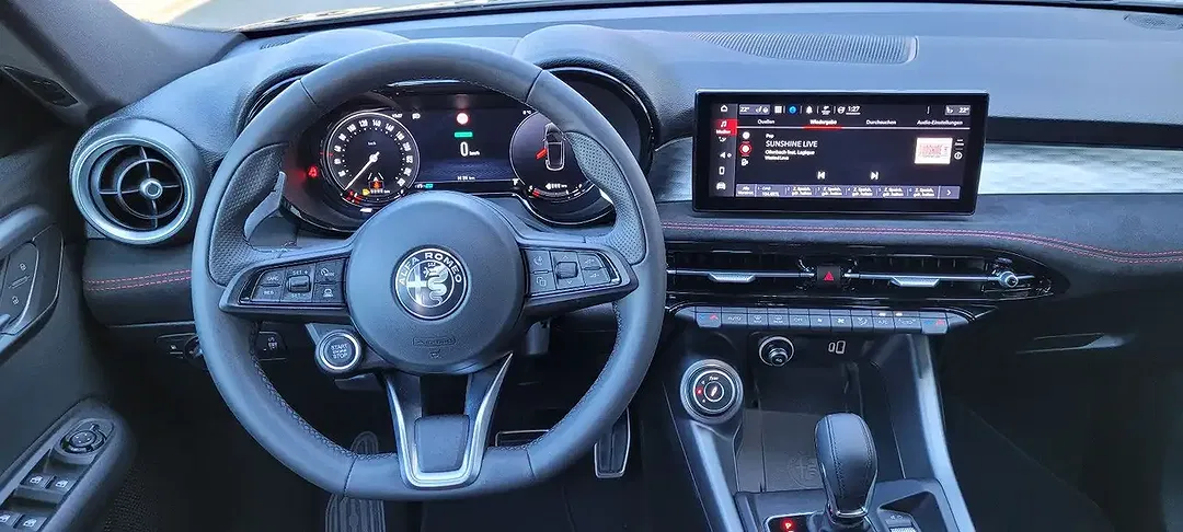 Alfa Romeo Tonale PHEV 4x4 Veloce - Thumbnail 8