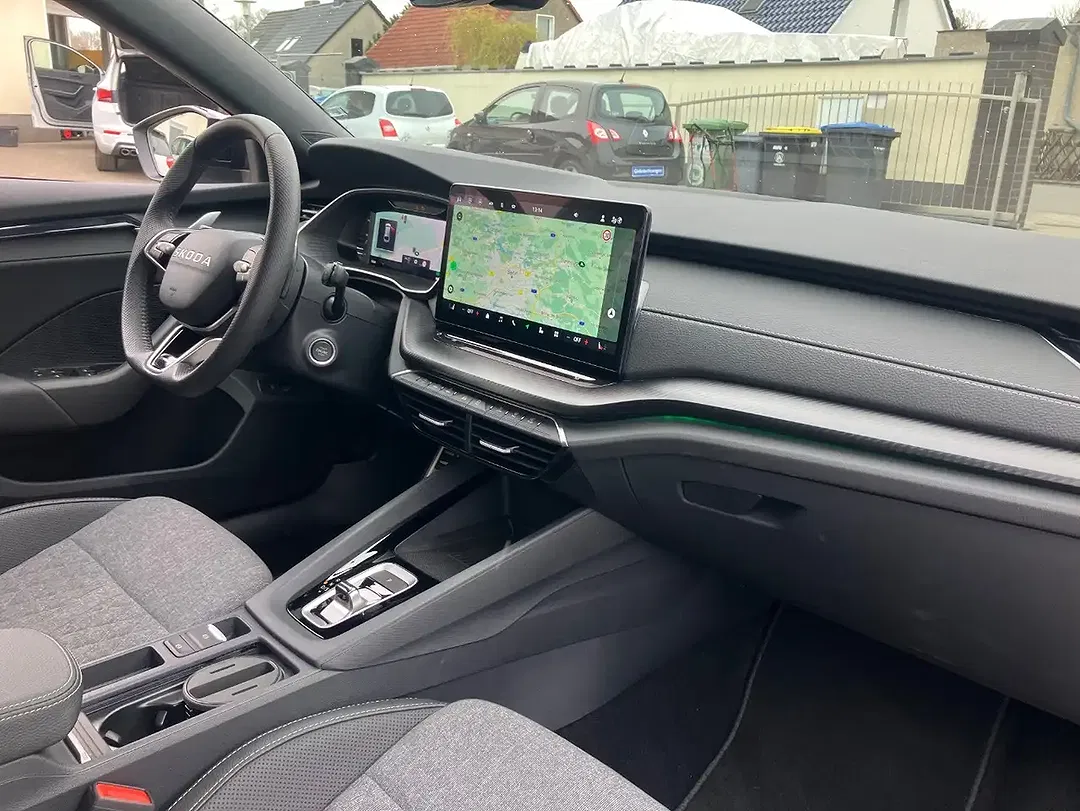 Skoda Octavia 1.5 TSI MHEV DSG Sportline - Thumbnail 13