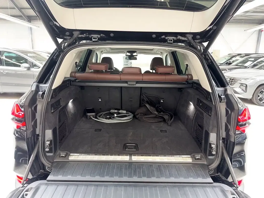 BMW X5 xDrive - Thumbnail 6