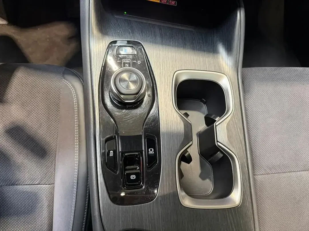 Lexus RZ - Thumbnail 13