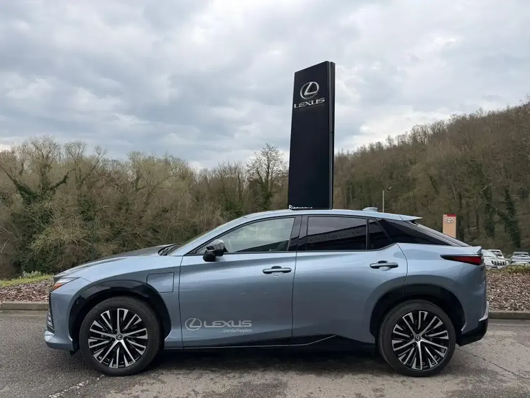 Lexus RZ - foto 2
