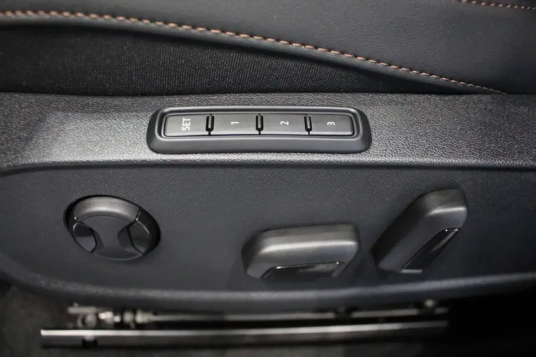 CUPRA Formentor 1.5 TSI PHEV VZ Edition - Thumbnail 12