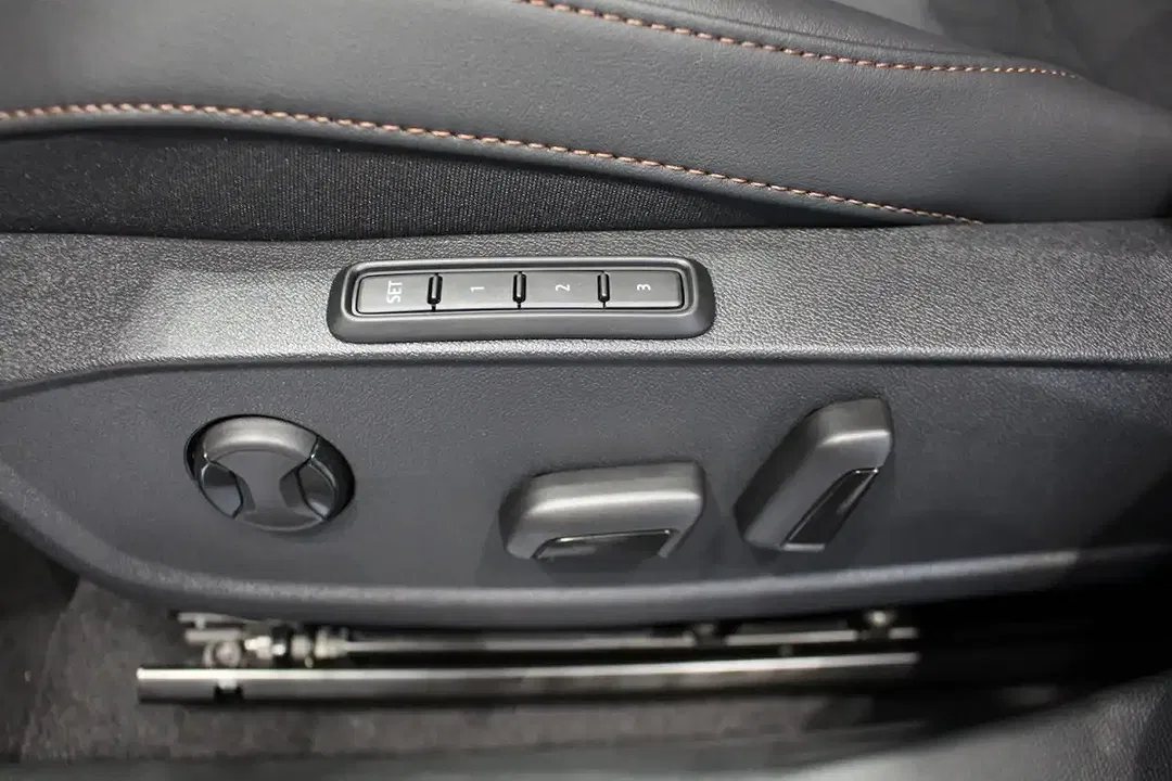 CUPRA Formentor 1.5 TSI PHEV VZ Edition - Thumbnail 14