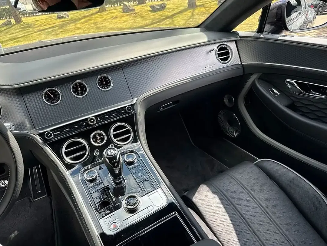 Bentley Continental GT 4.0 V8 Hybrid Speed - Thumbnail 27