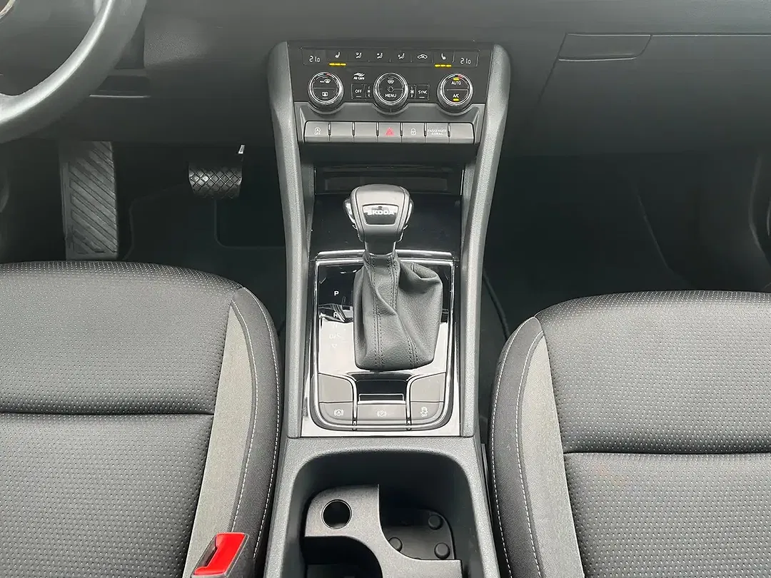 Skoda Karoq 1.5 TSI DSG Tour - Thumbnail 9