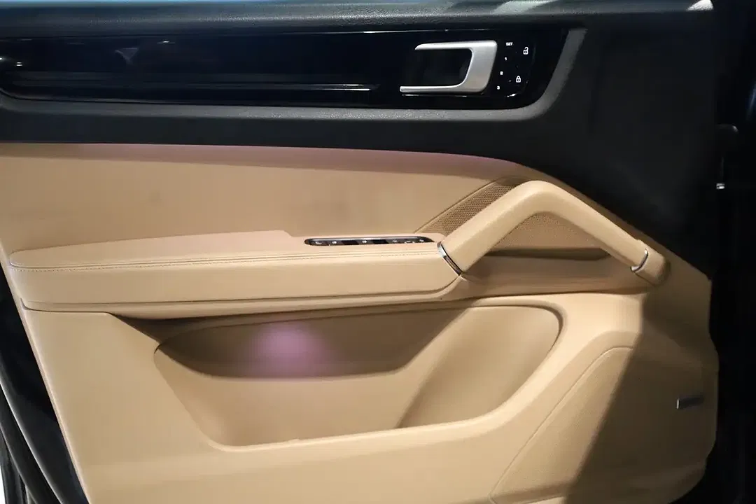 Porsche Cayenne E-Hybrid - foto 15