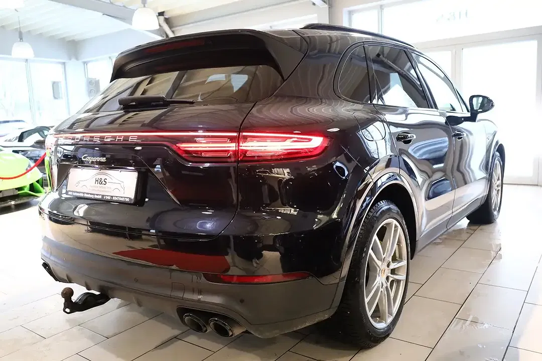 Porsche Cayenne E-Hybrid - Thumbnail 7