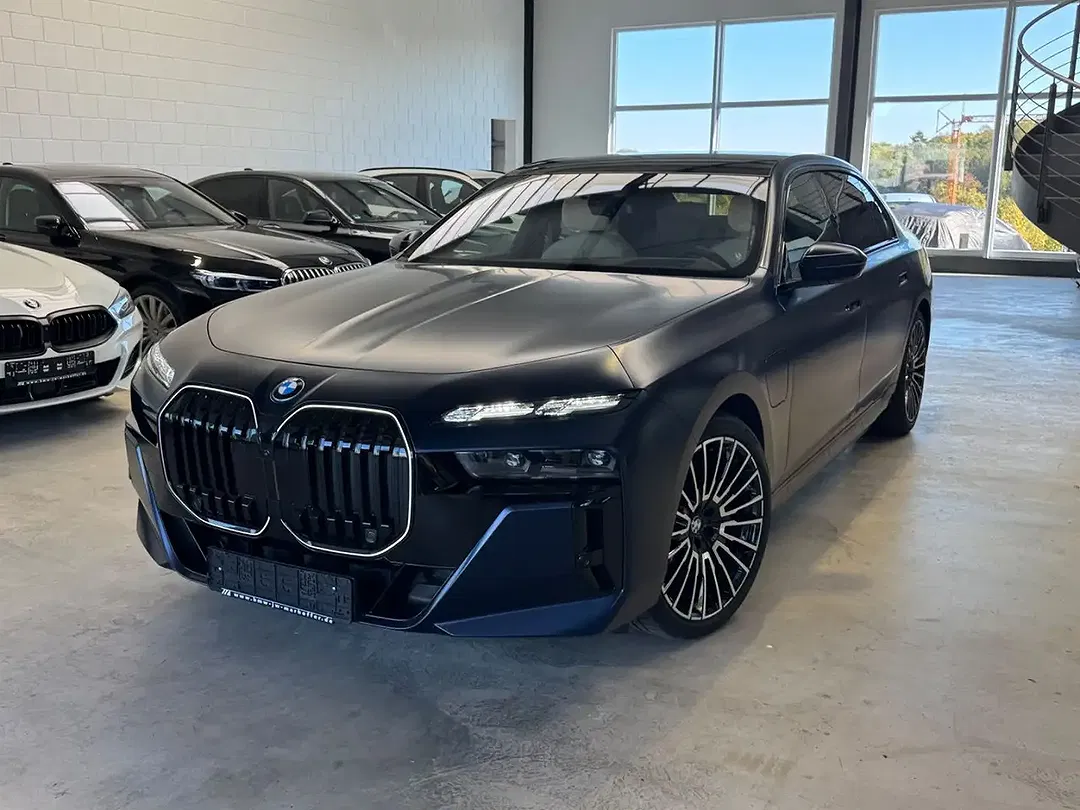BMW 750 xDrive M Sport Pro Individual Lounge - foto 2