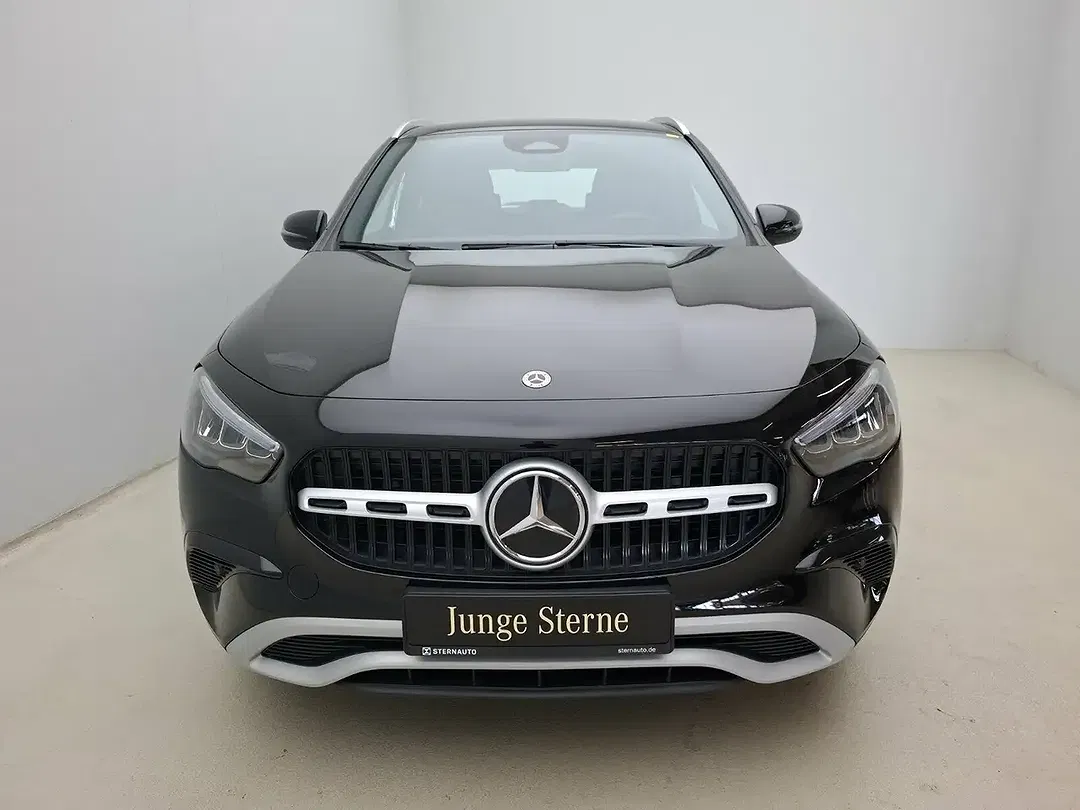 Mercedes-Benz GLA 200 - foto 1