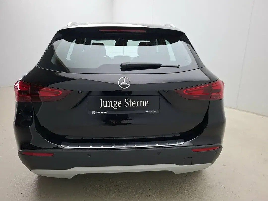 Mercedes-Benz GLA 200 - Thumbnail 5