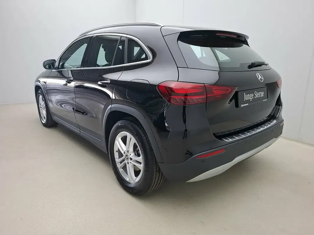 Mercedes-Benz GLA 200 - Thumbnail 6