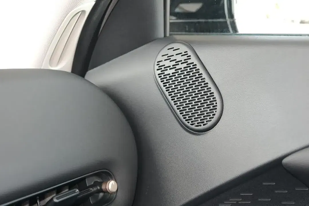 MINI Aceman SE Essential Trim - Thumbnail 12