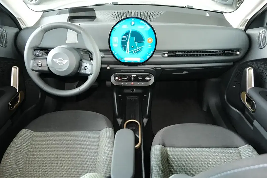 MINI Aceman SE Essential Trim - Thumbnail 8