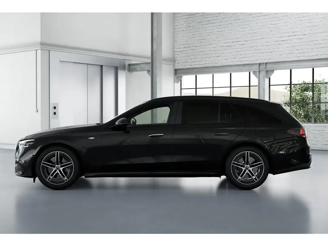 Mercedes-Benz E 300 AMG - Thumbnail 2