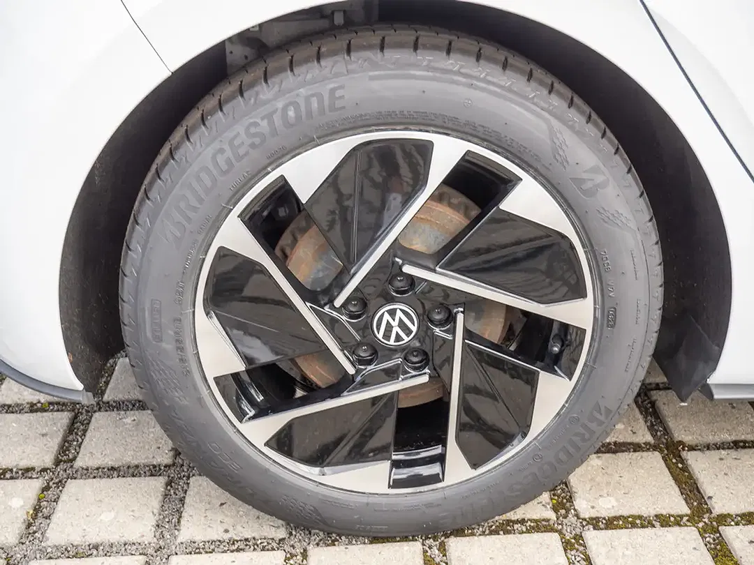 Volkswagen ID.3 Pro Performance - Thumbnail 5