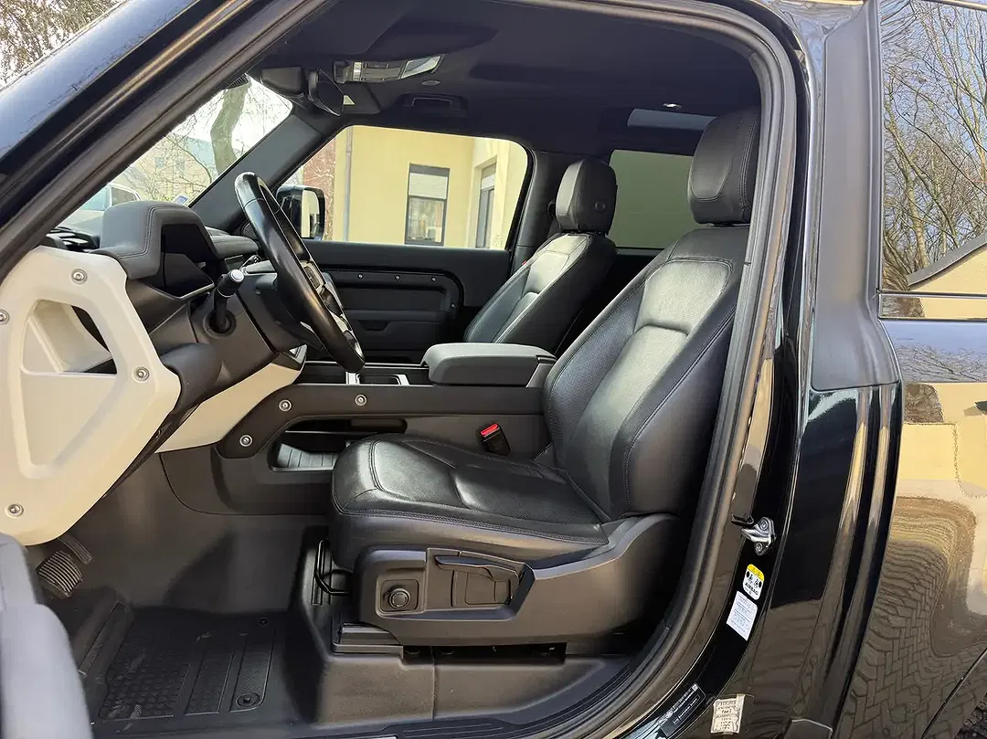 Land Rover Defender D200 3.0 MHEV 90 X-Dynamic S - Thumbnail 5