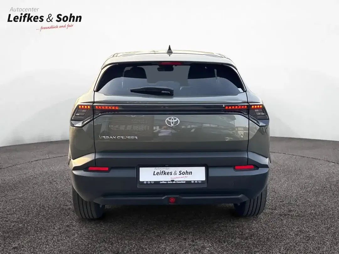 Toyota Urban Cruiser Lounge - Thumbnail 4
