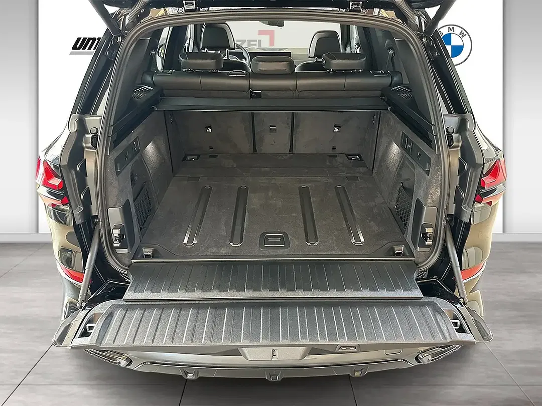 BMW X5 xDrive M - Thumbnail 15