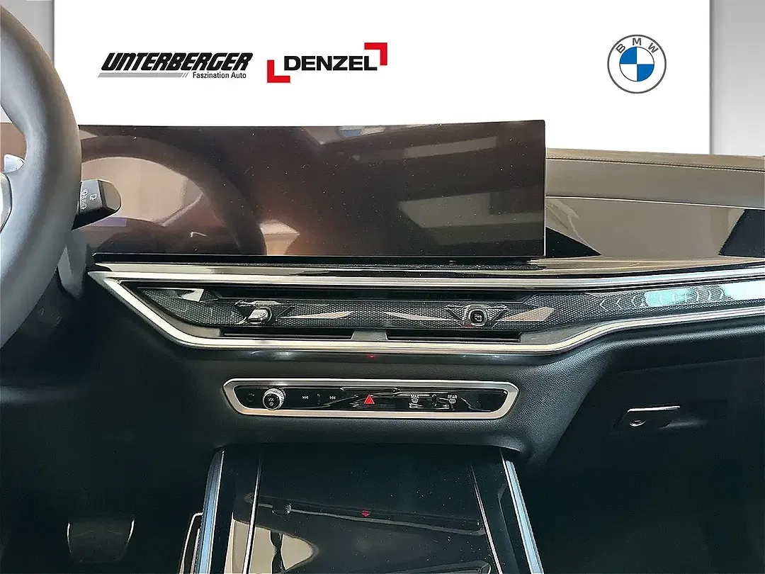 BMW X5 xDrive M - Thumbnail 8
