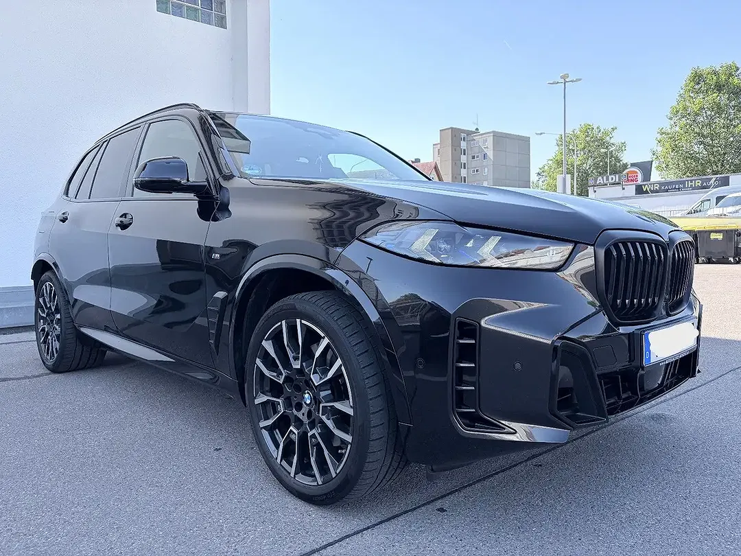 BMW X5 M Sport Pro - Thumbnail 3