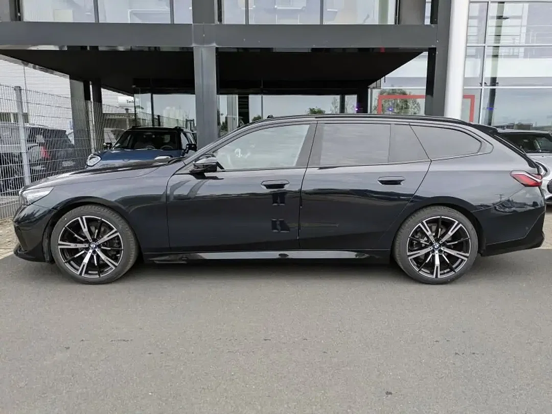 BMW 520 Touring M Sport - Afbeelding 1