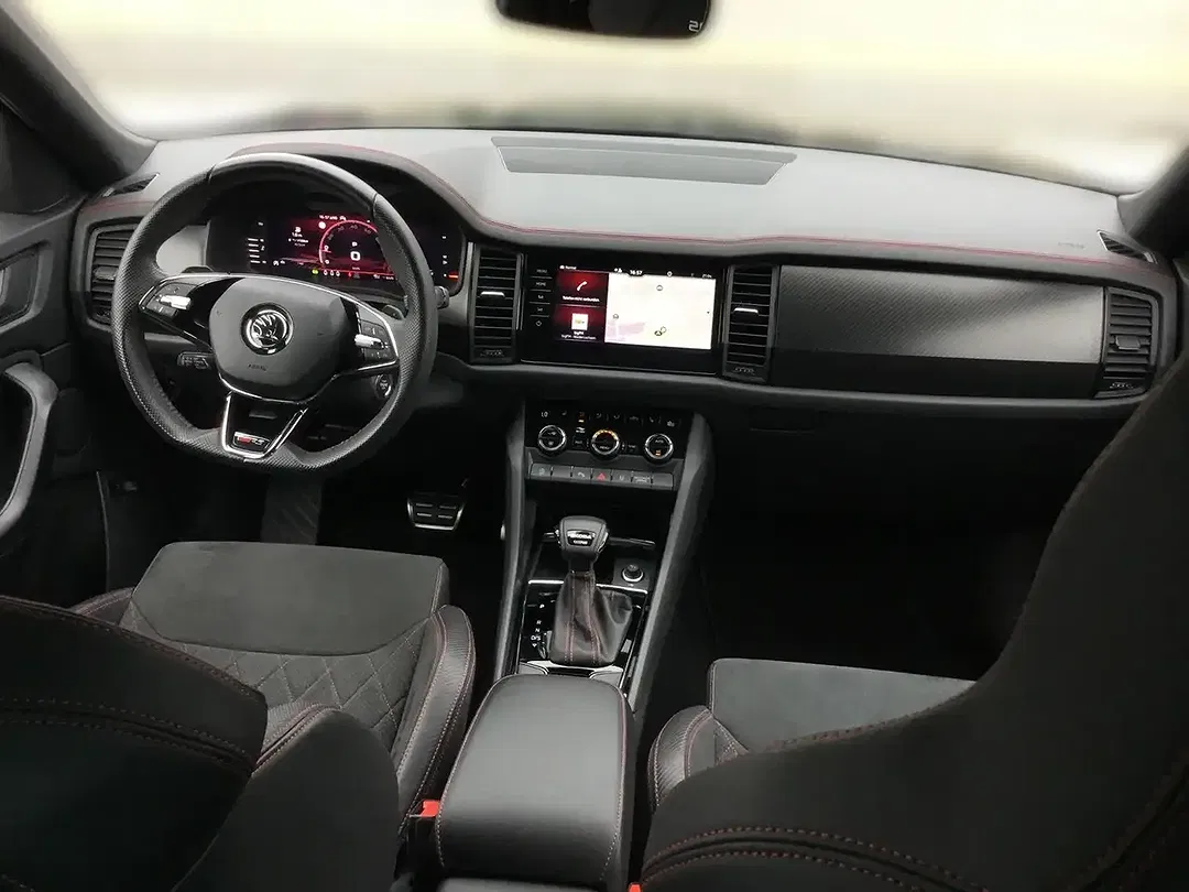 Skoda Kodiaq 2.0 TSI DSG 4x4 vRS - Thumbnail 9