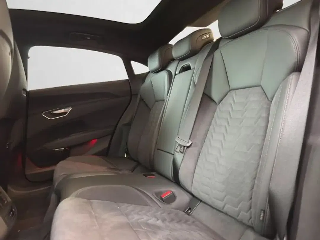 Audi e-tron GT Matrix LED - Thumbnail 14