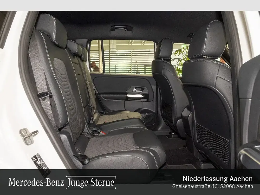 Mercedes-Benz EQB 250 - Thumbnail 10