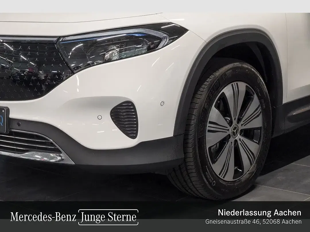 Mercedes-Benz EQB 250 - Thumbnail 4