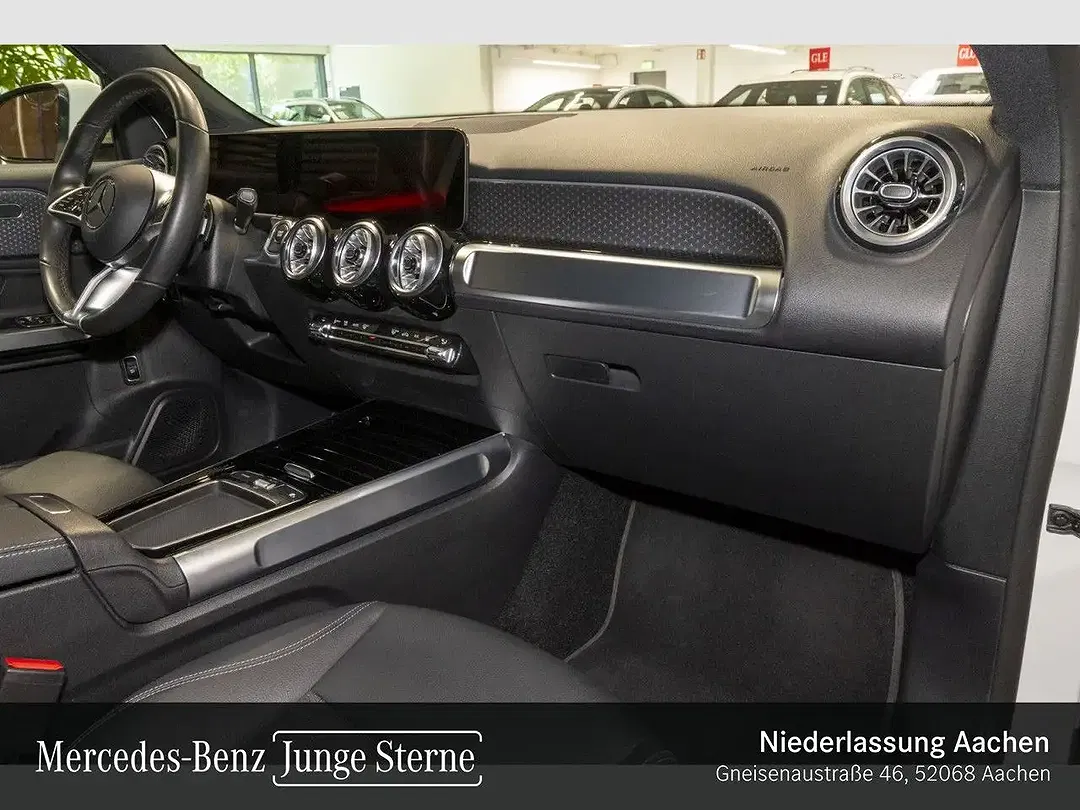 Mercedes-Benz EQB 250 - Thumbnail 7