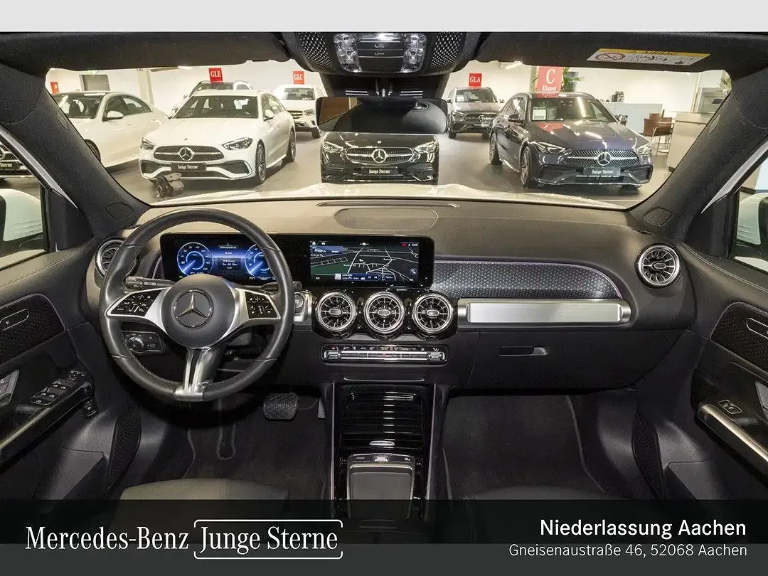 Mercedes-Benz EQB 250 - Thumbnail 8