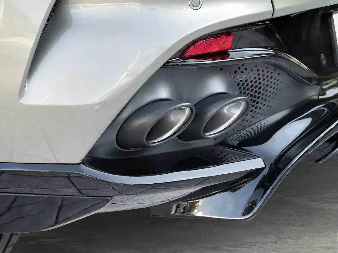 Aston Martin DBX 707 - Thumbnail 6