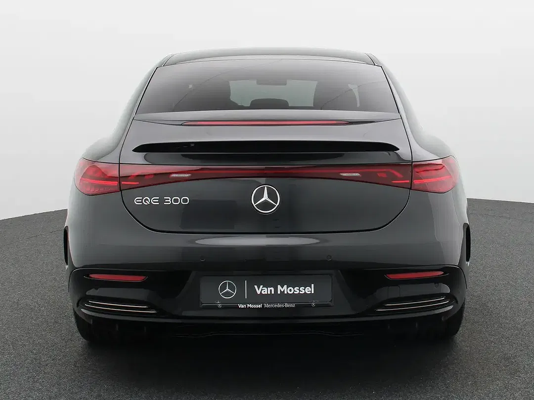 Mercedes-Benz EQE 300 AIRMATIC AMG Line - Thumbnail 5
