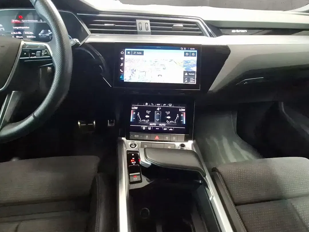 Audi Q8 e-tron 55 quattro advanced - Thumbnail 15
