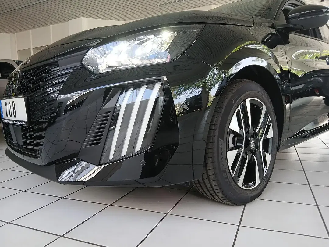 Peugeot 208 145 Hybrid Allure - Thumbnail 7