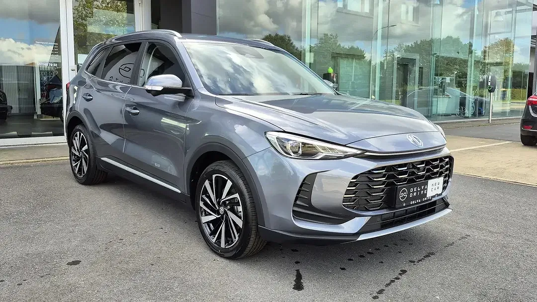 MG ZS 1.5 Hybrid+ Luxury - Thumbnail 4
