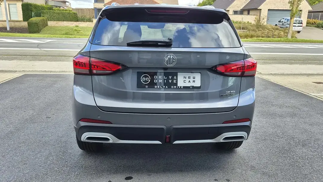 MG ZS 1.5 Hybrid+ Luxury - Thumbnail 6