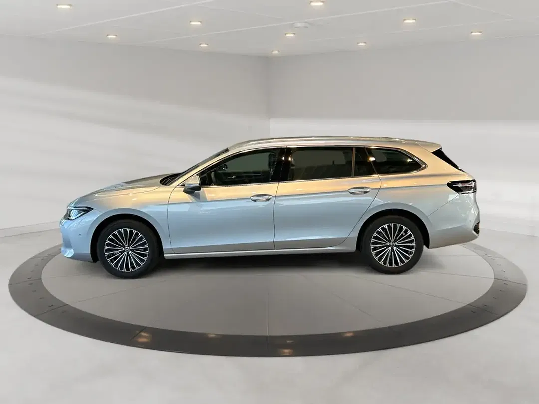 Volkswagen Passat 1.5 eTSI - Thumbnail 3