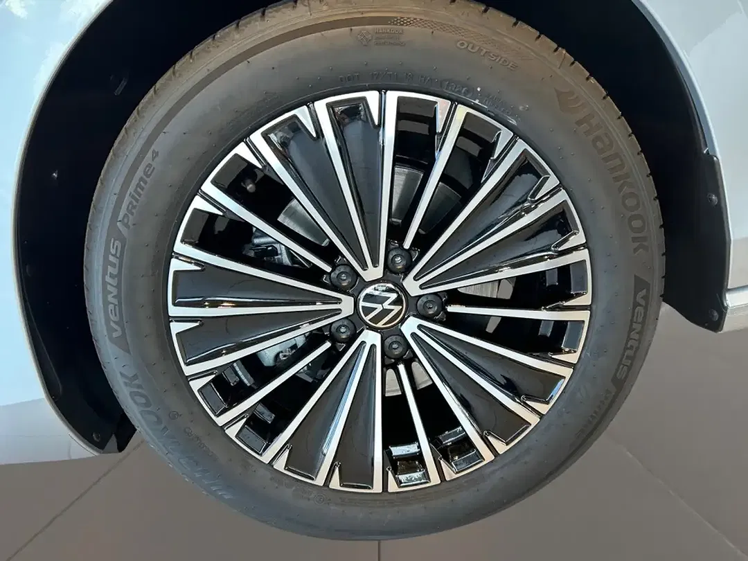 Volkswagen Passat 1.5 eTSI - Thumbnail 6