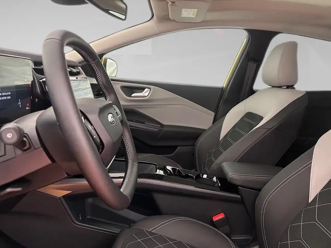 Ford Puma Gen-E Premium - Thumbnail 4
