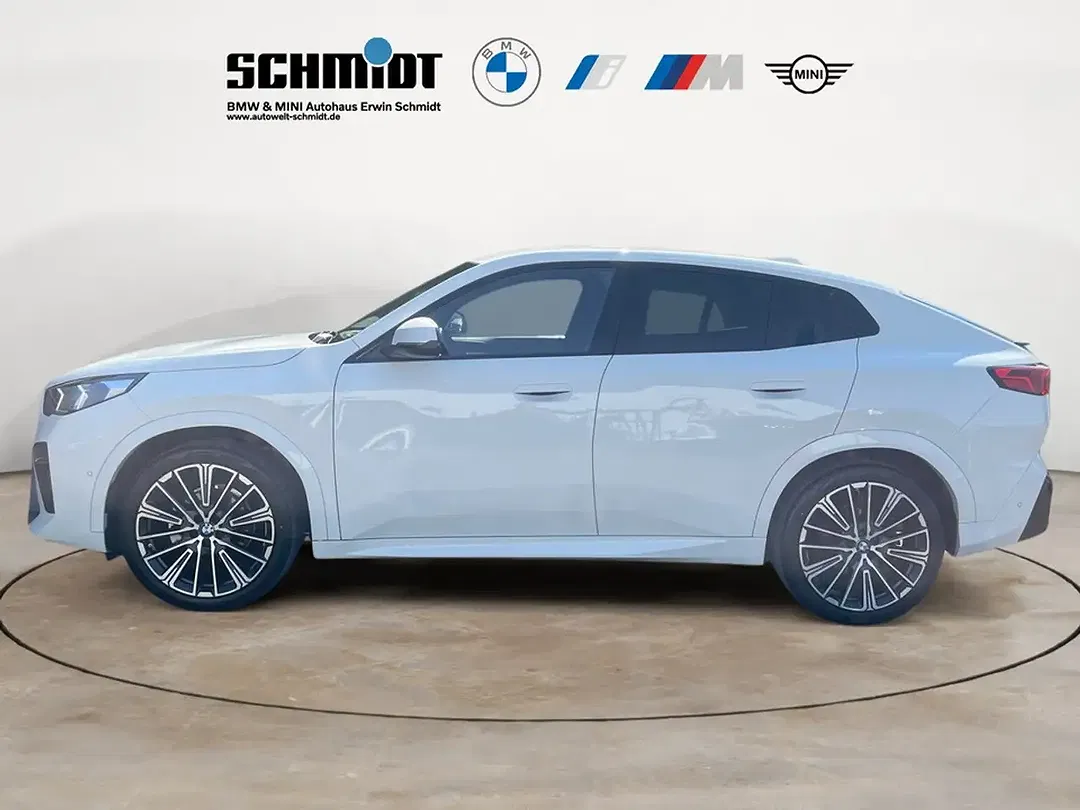BMW X2 sDrive M Sport - Thumbnail 2