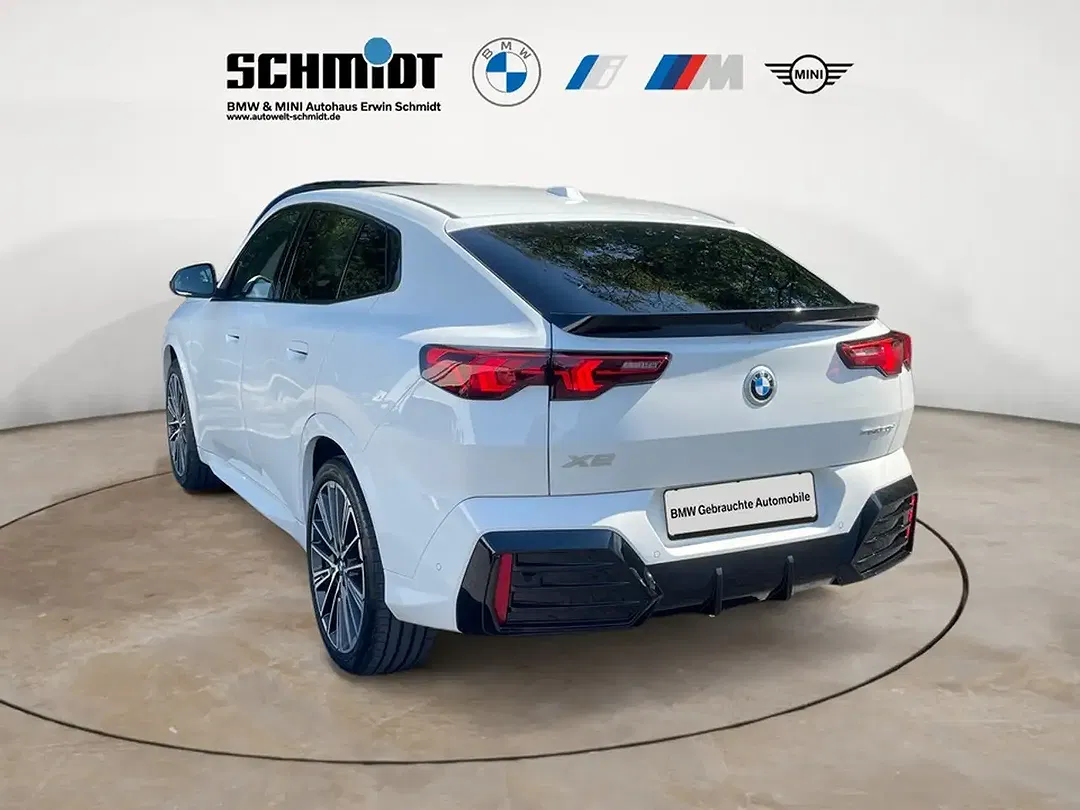 BMW X2 sDrive M Sport - Thumbnail 3