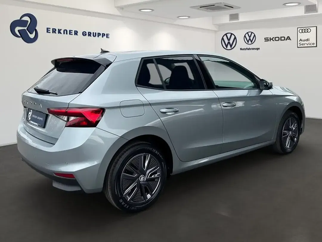 Skoda Fabia 1.0 TSI DSG - Thumbnail 4