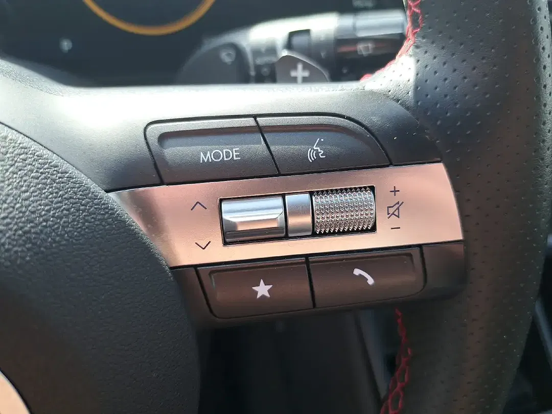 Hyundai KONA 1.6 1.5 T-GDI N Line X - Thumbnail 12