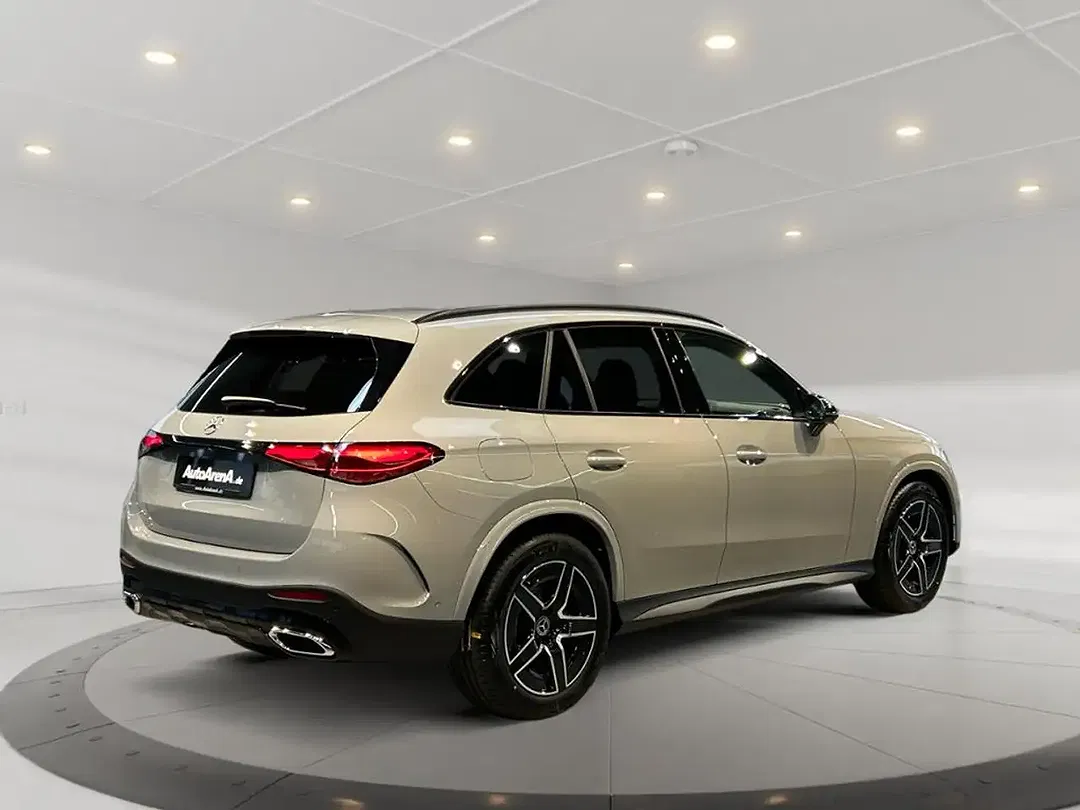 Mercedes-Benz GLC 200 4MATIC AMG MBUX Night - Thumbnail 2