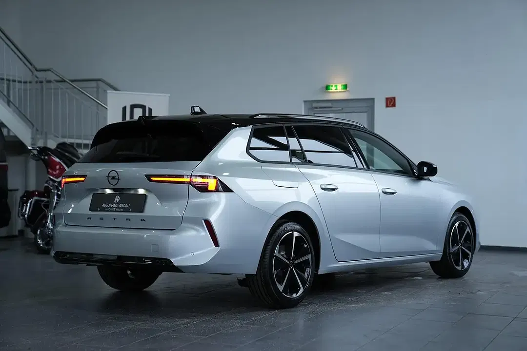 Opel Astra AUT GS - Thumbnail 6