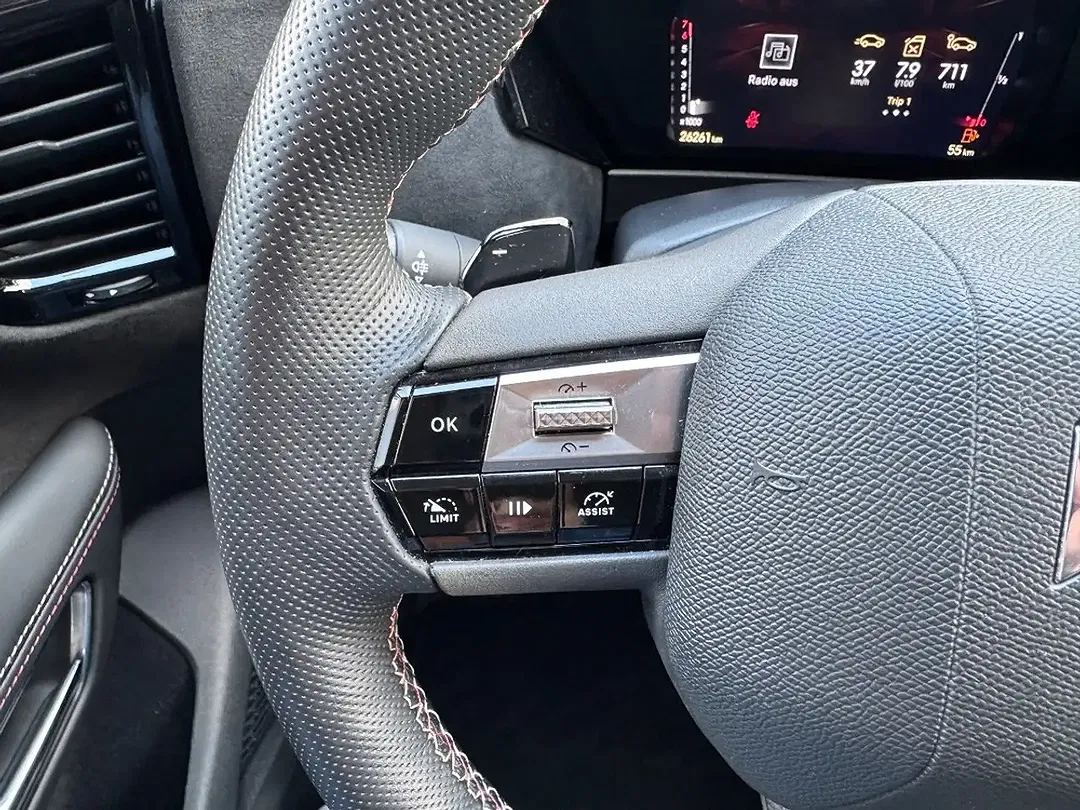 DS Automobiles DS 4 - Thumbnail 16