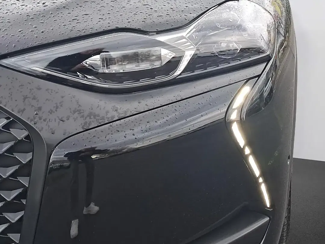 DS Automobiles DS 3 Crossback - Thumbnail 10